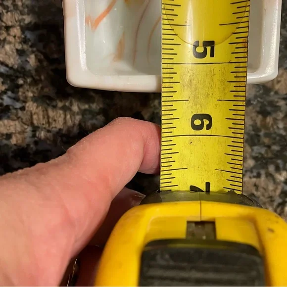 Orange and white flower embossed slag glass - Picture 4 of 5